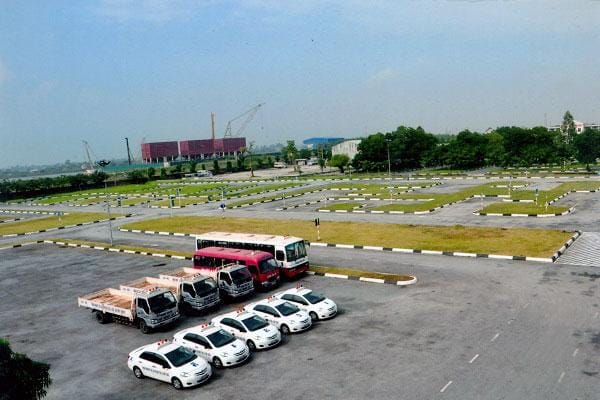 Học Bằng Lái Xe B2 Tại HCM Giá Bao Nhiêu Tiền | Mới nhất (2023)