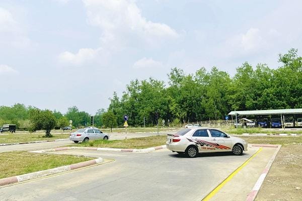 Học Bằng Lái Xe Ô Tô B2 Tại Thanh Hóa | Giá Rẻ, Đậu 100%