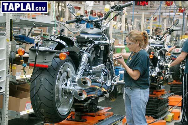 Tìm hiểu về chiếc Harley-Davidson Iron 883 2021 có đáng mua?